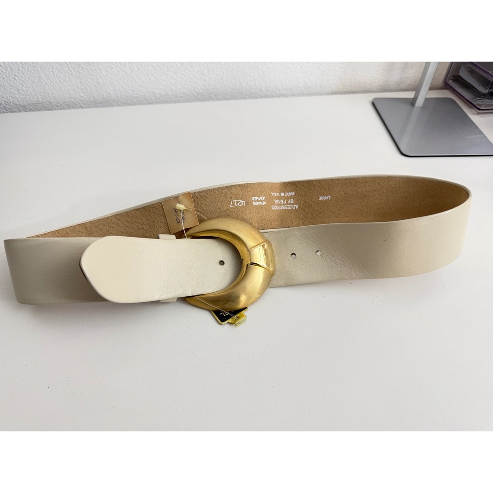 Vintage Accessories by Pearl 1990 Cream Leather Belt Gold Crescent Buckle Large